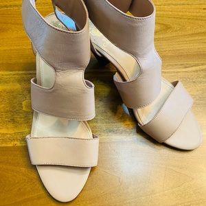 Vince Camuto Ekland Pumps Heels Size 9 Super Cute